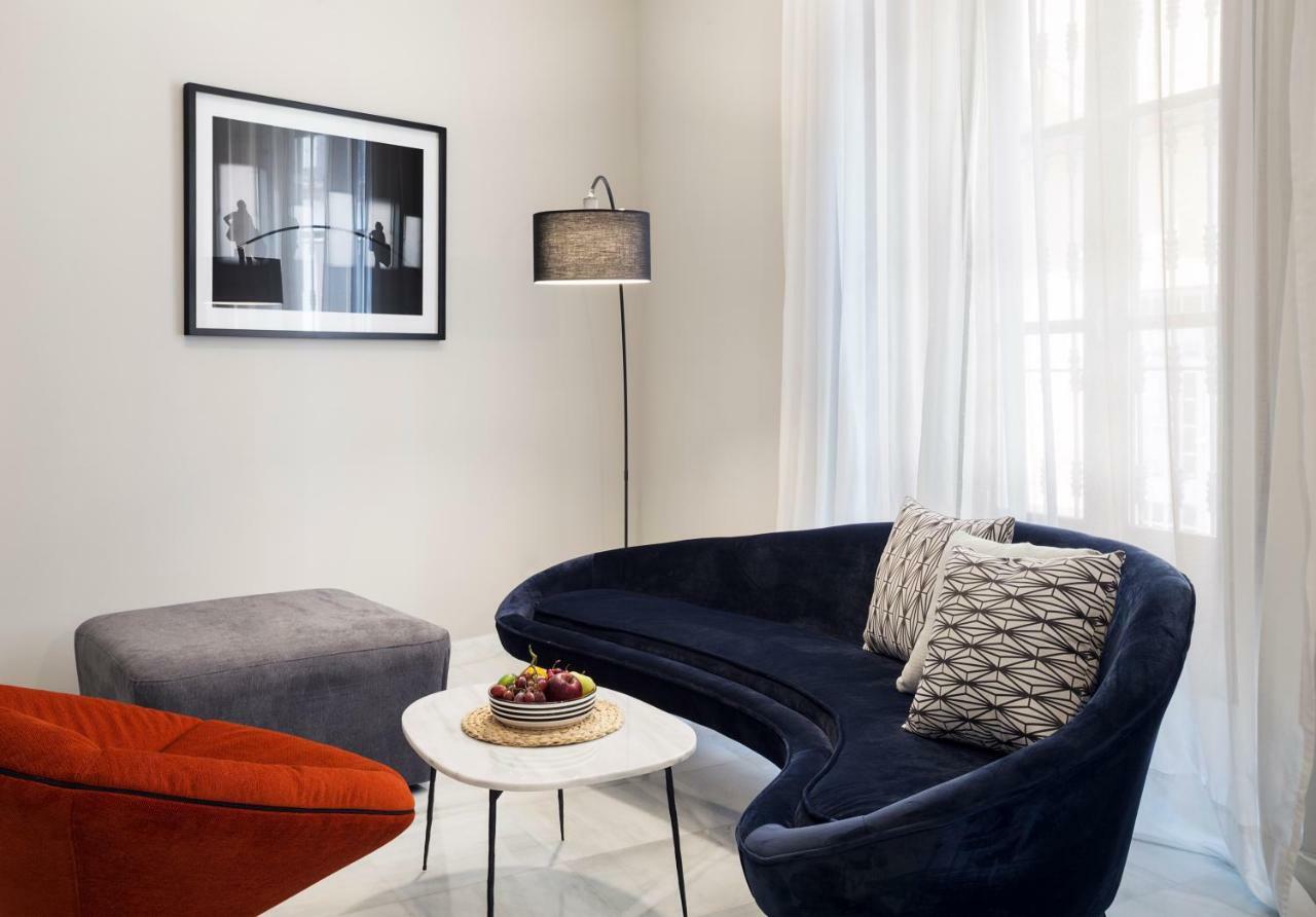 Apartamentos One Shot Conde De Torrejon 塞维利亚 外观 照片